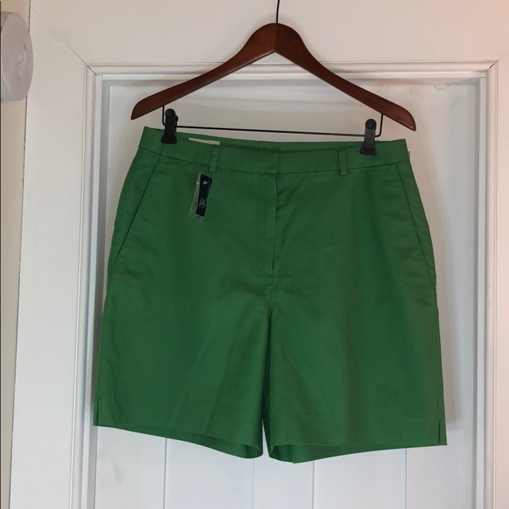 NWT Women's BROOKS BROTHERS Green Shorts